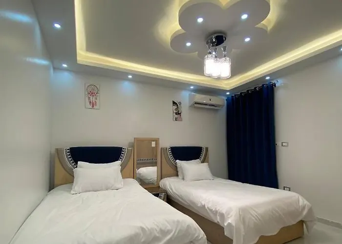 Luxury 3 Bedroom Apartment With A Great Seaview